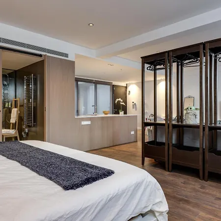 1br Loft With Balcony *